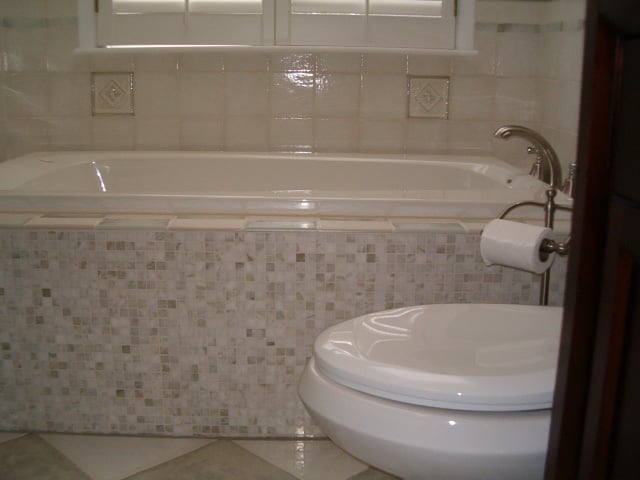 Slide of A&B Contracting