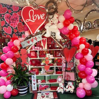 The Popcorn Place - Florists Near Me - Carthage, Texas The Popcorn Place - Florists Near Me - Carthage, Texas