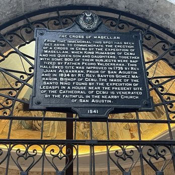 Magellan's Cross - Landmarks & Historical Buildings Near Me - Cebu City, CEB