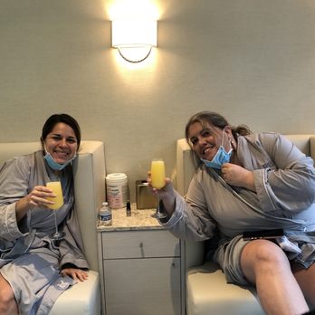 Trellis Spa - Pedis and mimosas. - Day Spas Near Me - Houston, Texas Trellis Spa - Pedis and mimosas. - Day Spas Near Me - Houston, Texas