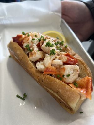 T&T: Trucks and Taps, Patio by null