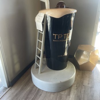 TP Tea - Interior - Bubble Tea Near Me - Cupertino, California TP Tea - Interior - Bubble Tea Near Me - Cupertino, California