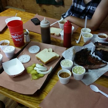 Snow's BBQ - Snows bbq - Barbeque Near Me - Lexington, Texas