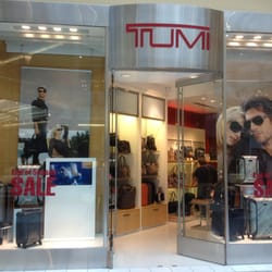 tumi montgomery mall