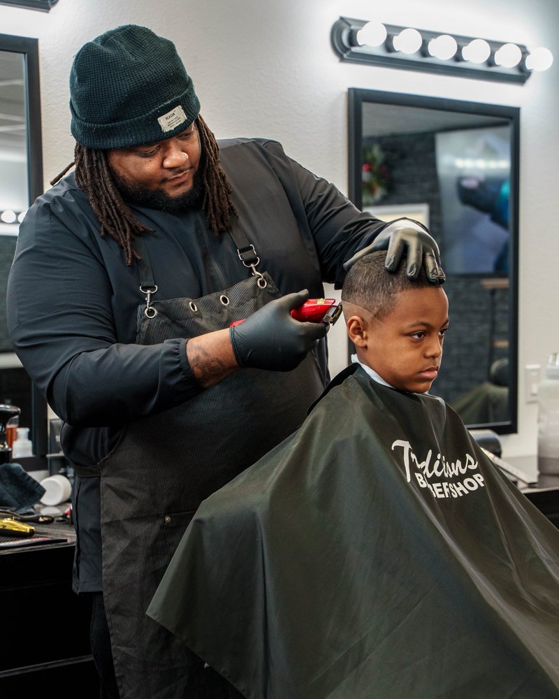 Traditions Barbershop Photos