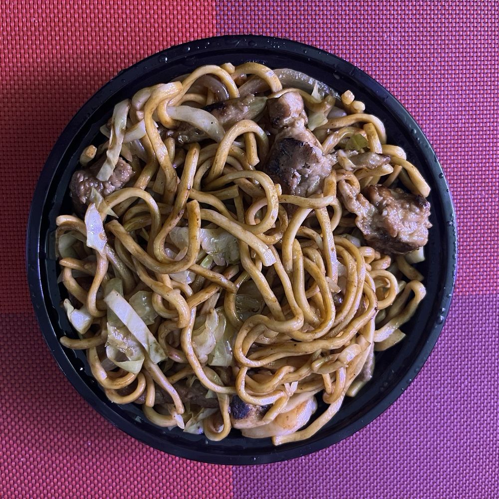 Lazy Susan - Yummy Combo Chow Mein - Chinese Near Me - San Francisco, California Lazy Susan - Yummy Combo Chow Mein - Chinese Near Me - San Francisco, California
