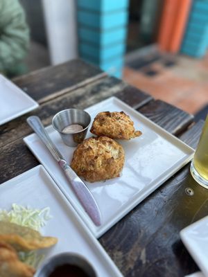 Hungry Crowd by null