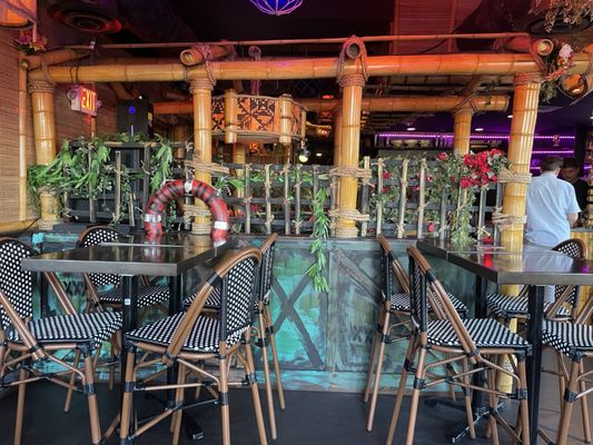 Pearl Restaurant and Ponche Tiki Bar by null