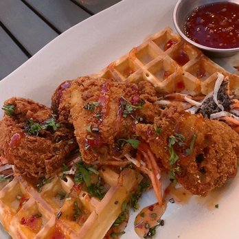 Labarake - Caserne à Manger - Chicken waffles - Brasseries Near Me - Montreal, Quebec Labarake - Caserne à Manger - Chicken waffles - Brasseries Near Me - Montreal, Quebec