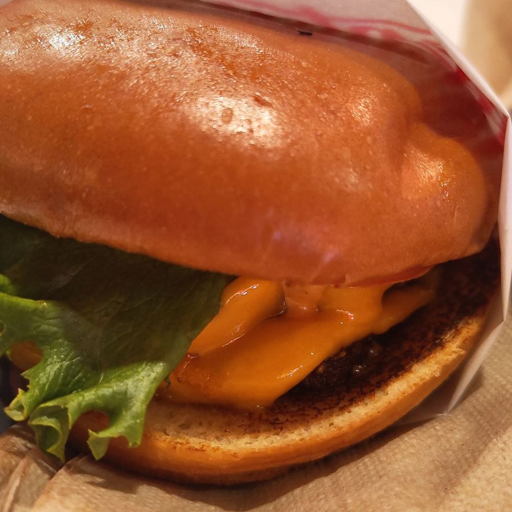 Monty's good burger Monty's good burger