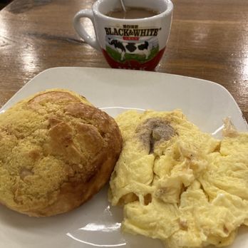 Cha Kee - Breakfast set G. Pineapple bun with scrambled eggs and a coffee.. - Chinese Near Me - New York, New York Cha Kee - Breakfast set G. Pineapple bun with scrambled eggs and a coffee.. - Chinese Near Me - New York, New York