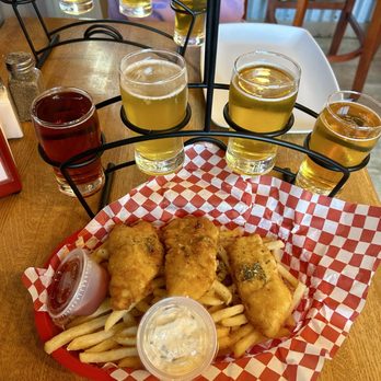 Ketchikan Crab & Go - Cod fish & chips - Seafood Near Me - Ketchikan, Alaska Ketchikan Crab & Go - Cod fish & chips - Seafood Near Me - Ketchikan, Alaska