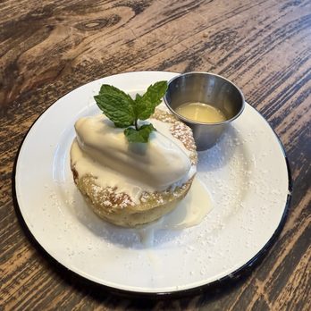 Batch & Brine - Cardamom Bread Pudding - Burgers Near Me - Lafayette, California