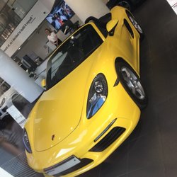 Porsche Centre