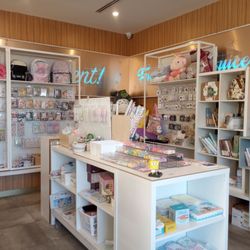 Coco Fresh Tea & Juice - They have this little shop inside the bubble tea store