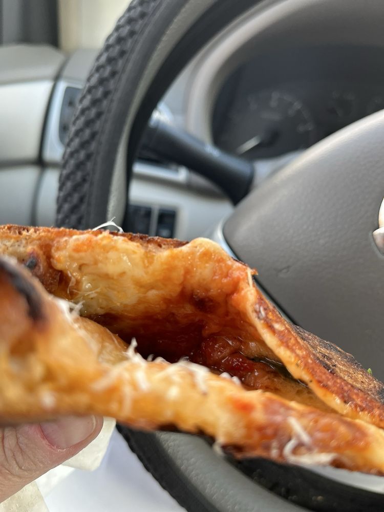 Pipinelli’s Pizza Parlor