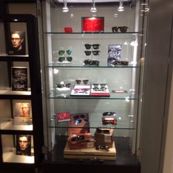 UCHealth Sue Anschutz Rodgers Eye Center Anschutz Medical Campus - Great selection of Rayban sunglasses