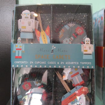 Songbird - Robot Cupcake Decorating Kit - Cards & Stationery Near Me - Long Beach, California
