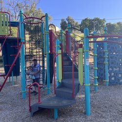 Highland Avenue Park - Playing with pop
