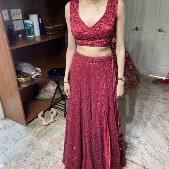 Nazranaa - the reception outfit (without the dupatta, but it has one) - Bridal Near Me - Iselin, New Jersey Nazranaa - the reception outfit (without the dupatta, but it has one) - Bridal Near Me - Iselin, New Jersey