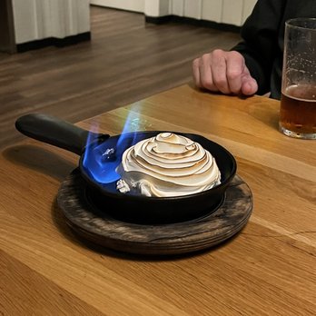 Bigfire - Baked Alaska - American Near Me - Orlando, Florida
