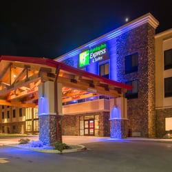 Holiday Inn Express & Suites Browning