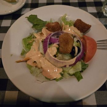 Linda's La Cantina - House salad with homemade croutons and thousand island dressing - Steakhouses Near Me - Orlando, Florida Linda's La Cantina - House salad with homemade croutons and thousand island dressing - Steakhouses Near Me - Orlando, Florida