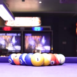 Las Vegas Arcade Soho - Pool and games at Las Vegas.