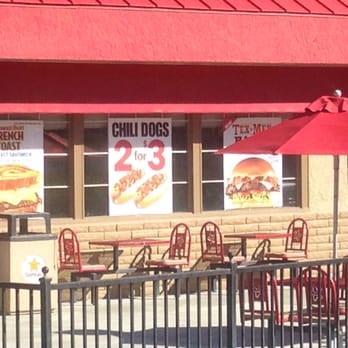 Carl's Jr - Fast Food Near Me - Gorman, California