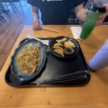 Hanami Sushi and Grill - Chicken Stir-Fried Noodle (left) 6 Piece Gyoza (right) Kiwi Ade & Taro Milk Tea - Sushi Bars Near Me - Mesa, Arizona Hanami Sushi and Grill - Chicken Stir-Fried Noodle (left) 6 Piece Gyoza (right) Kiwi Ade & Taro Milk Tea - Sushi Bars Near Me - Mesa, Arizona