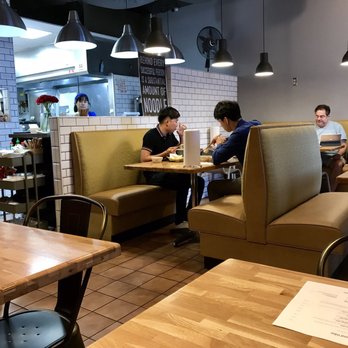 Circle Noodle - Interior - Japanese Near Me - Roswell, Georgia