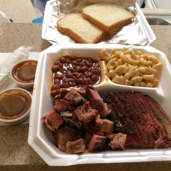 Big "6" Bar-B-Que - Pork rib tips, brisket, mac and cheese, smoked beans and bread - Barbeque Near Me - Sugar Land, Texas Big "6" Bar-B-Que - Pork rib tips, brisket, mac and cheese, smoked beans and bread - Barbeque Near Me - Sugar Land, Texas