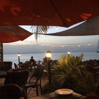 Sundowners - Live music on patio - Seafood Near Me - Key Largo, Florida