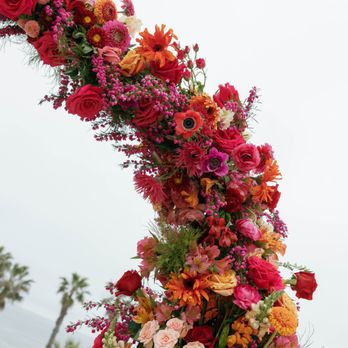 Lois Mathews Design - Florists Near Me Lois Mathews Design - Florists Near Me