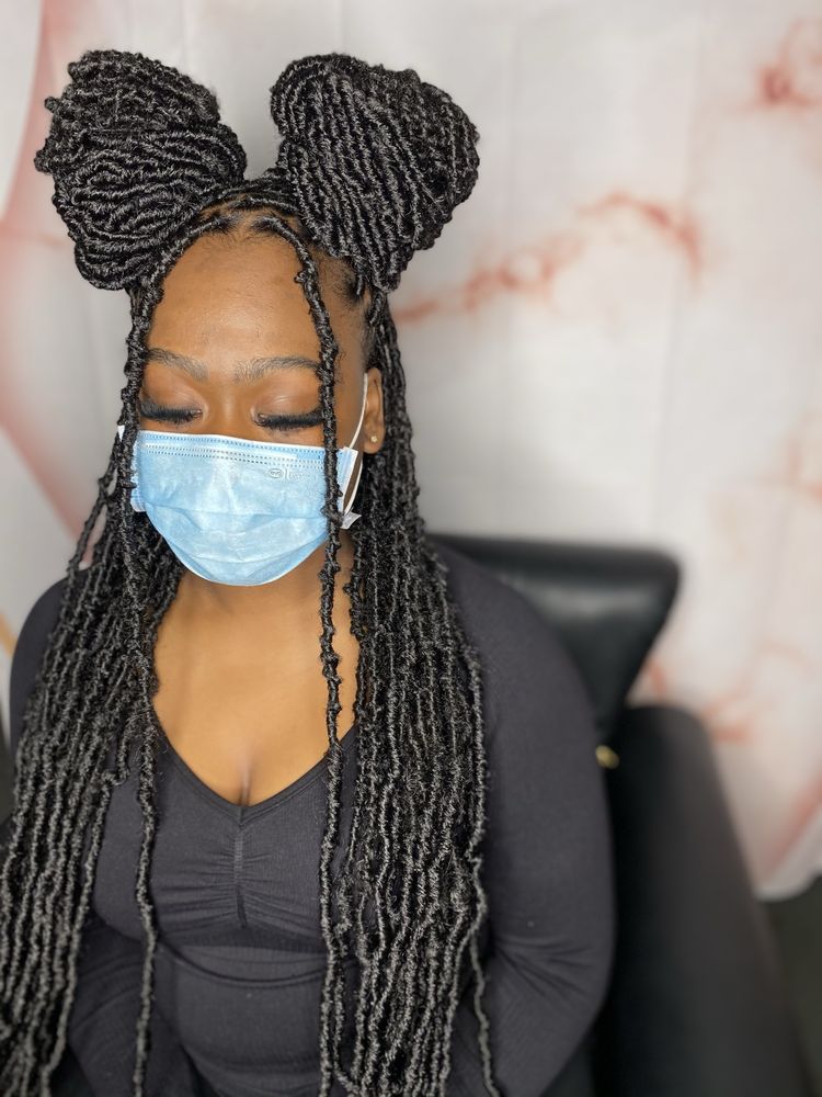 TOP NOTCH STUDIOS Updated October 2024 10 Photos 131 Brevard Ct