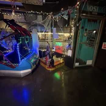 The Coaster - Cocktail Bars Near Me - Puyallup, Washington