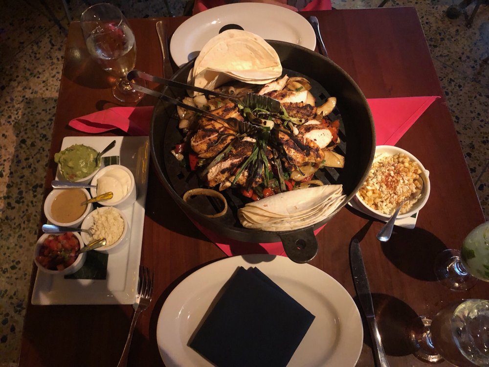 EL VEZ 2520 Photos & 3106 Reviews Mexican 121 S 13th St, Philadelphia, PA Restaurant