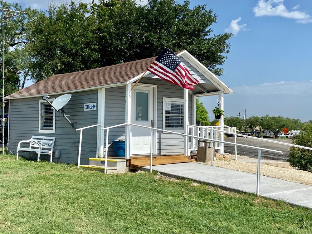 TYE RV PARK 441 N Access Rd I20, Tye, Texas RV Parks Phone Number