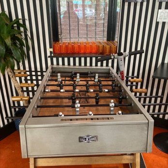 The Fox Harlem - Sports Bars Near Me - Manhattan, New York