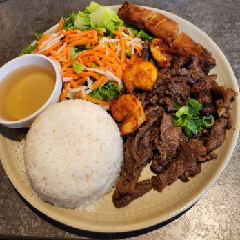 Mama Hong's Vietnamese Kitchen - Orange - Grill Combination with Rice - Vietnamese Near Me - Orange, California Mama Hong's Vietnamese Kitchen - Orange - Grill Combination with Rice - Vietnamese Near Me - Orange, California