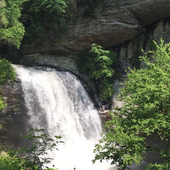 Looking Glass Falls - Hiking Near Me - Brevard, North Carolina Looking Glass Falls - Hiking Near Me - Brevard, North Carolina