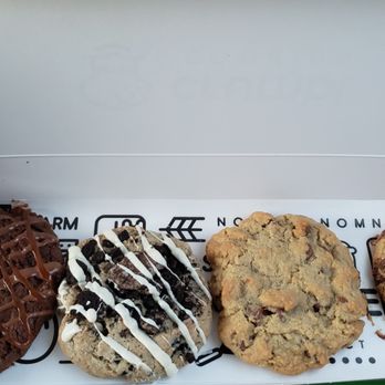 Crumbl - Brighton - Bakeries Near Me - Brighton, Colorado