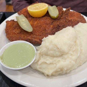 Rothchild's Kitchen - Chicken Schnitzel with mashed potatoes - Mediterranean Near Me - Great Neck, New York Rothchild's Kitchen - Chicken Schnitzel with mashed potatoes - Mediterranean Near Me - Great Neck, New York