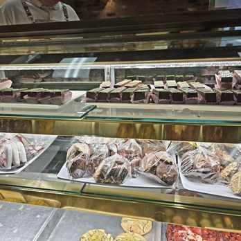 Baklovah Bakery - Dubai Chocolate and other pastries - Desserts Near Me - San Antonio, Texas Baklovah Bakery - Dubai Chocolate and other pastries - Desserts Near Me - San Antonio, Texas