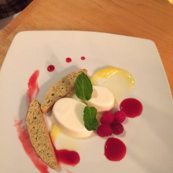 SKADI - Amazing Pana Cotta - Modern European Near Me - Mammoth Lakes, California