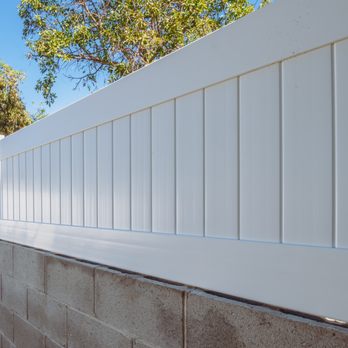 Pro Vinyl Fencing - Vinyl Wall Topper - Fences & Gates Near Me - Burbank, California Pro Vinyl Fencing - Vinyl Wall Topper - Fences & Gates Near Me - Burbank, California