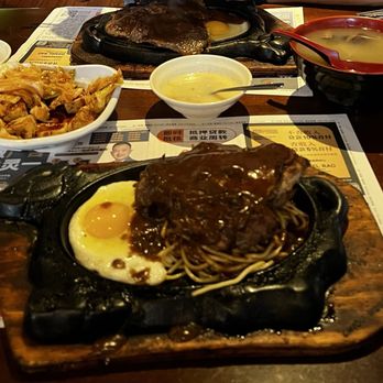 Chiou House 邱家 - Chicken steak, beef steak, stink tofu, chicken mushroom soup - Taiwanese Near Me - Rowland Heights, California Chiou House 邱家 - Chicken steak, beef steak, stink tofu, chicken mushroom soup - Taiwanese Near Me - Rowland Heights, California