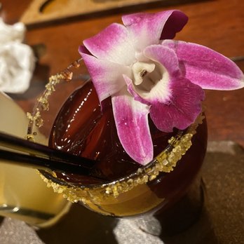 Bahama Breeze - Hibiscus and tequila drink - Bars Near Me - Wayne, New Jersey Bahama Breeze - Hibiscus and tequila drink - Bars Near Me - Wayne, New Jersey