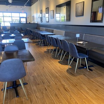 Samosa King - dining area - Indian Near Me - Tinley Park, Illinois