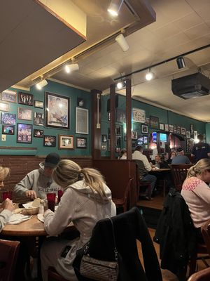 Biggie's Restaurant by null